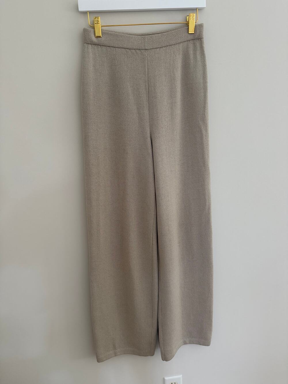 St. John Beige Wool Blend Knit Wide Leg Pants Size 4